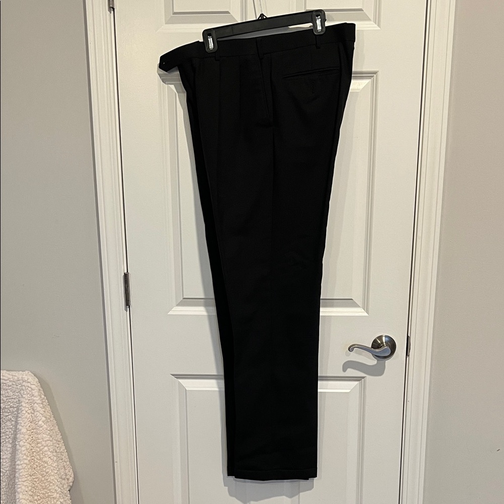 Cordovan & Grey Classic Black Men's 100% Wool Dress Trousers - 36W X 34L
